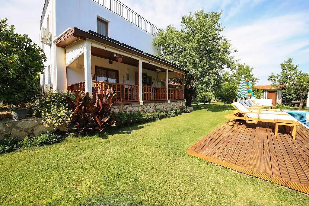 Bal Badem Bungalow Datça Bed & Breakfast